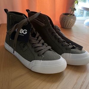 Olive green GBG Los Angeles high top converse style sneaker size 7 1/2